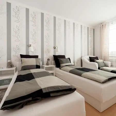 Gde Hollo Apartments Budapest Exterior foto