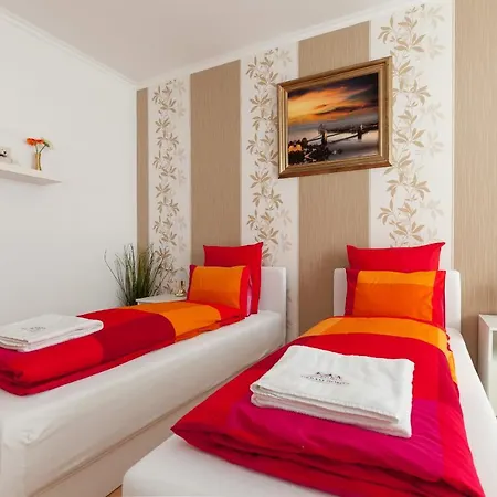 Gde Hollo Apartments Budapest Exterior foto
